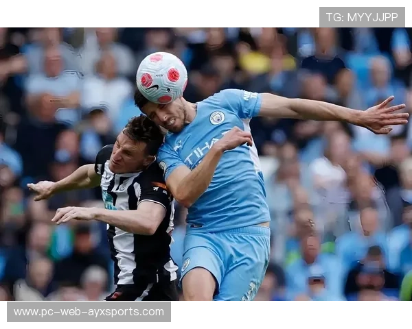 曼城边路传中被破后补射形成制胜良机：从瞬间战术到品牌启示