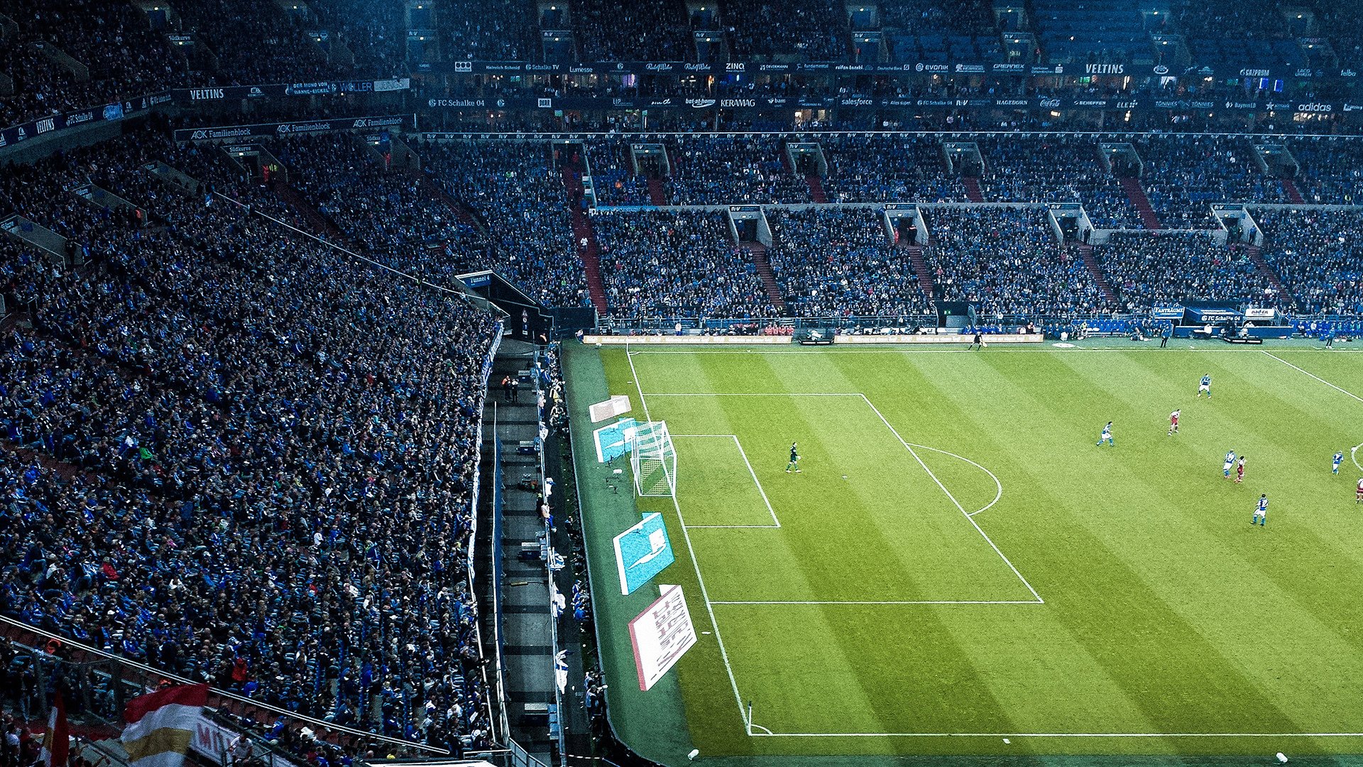 《电竞赛事中的危机管理：保障比赛顺利进行》，电竞赛事策划方案